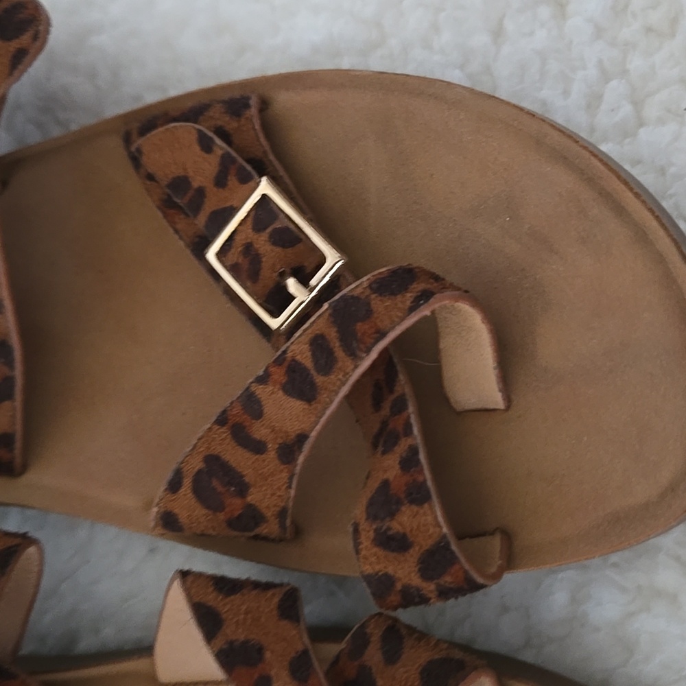 Forever Comfort Strappy Flat Sandals-Size7.5 - Picture 3 of 8